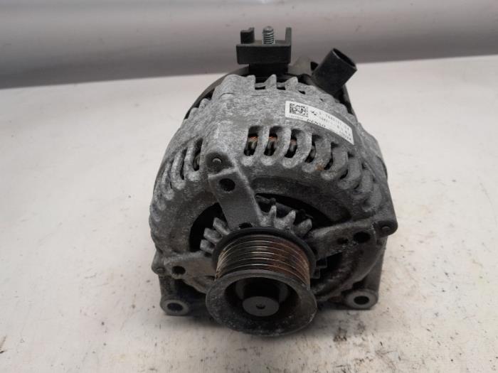 Gebruikte Alternator BMW 1 serie (F20) 118d 2.0 16V Prijs € 71,40 Margeregeling aangeboden door Reclycar De Boer BV