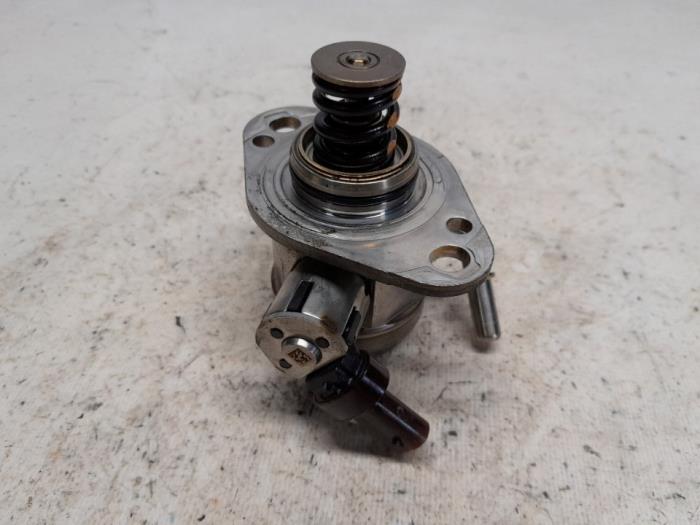 Gebruikte Hogedrukpomp Opel Corsa F (UB/UH/UP) 1.2 Turbo 12V 100 Prijs € 152,25 Margeregeling aangeboden door Reclycar De Boer BV