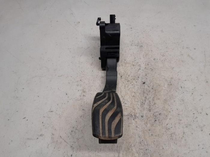 Gebruikte Gaspedaalpositie Sensor Dacia Sandero III 1.0 TCe 100 12V ECO-G Prijs € 36,75 Margeregeling aangeboden door Reclycar De Boer BV