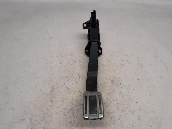 Gebruikte Sensor Gaspedaalpositie Opel Corsa F (UB/UH/UP) 1.2 Turbo 12V 100 Prijs € 84,00 Margeregeling aangeboden door Reclycar De Boer BV