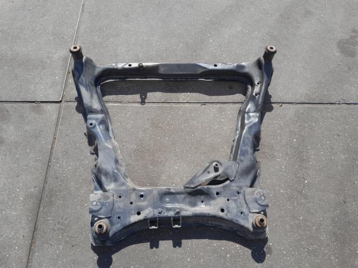 Gebruikte Subframe Nissan Qashqai Prijs € 94,50 Margeregeling aangeboden door Reclycar De Boer BV