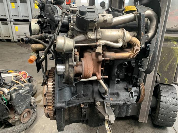 Gebruikte Motor Renault Megane III Berline (BZ) 1.5 dCi 85 Prijs € 1.050,00 Margeregeling aangeboden door Reclycar De Boer BV