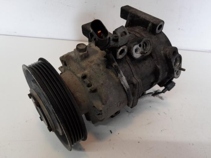 Gebruikte Aircopomp Hyundai i40 CW (VFC) 1.7 CRDi 16V Prijs € 132,30 Margeregeling aangeboden door Reclycar De Boer BV