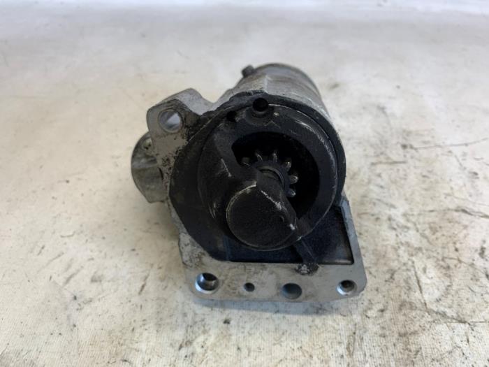 Gebruikte Startmotor Peugeot 207/207+ (WA/WC/WM) 1.6 16V VTi Prijs € 24,15 Margeregeling aangeboden door Reclycar De Boer BV