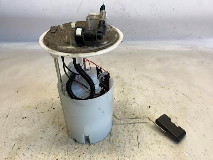 Gebruikte Tank element Pomp Renault Grand Scénic IV (RFAR) 1.3 TCE 140 16V Prijs € 61,95 Margeregeling aangeboden door Reclycar De Boer BV