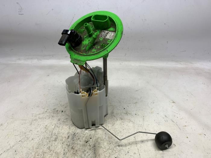 Gebruikte Tank element Pomp Audi A3 Sportback (8VA/8VF) 1.4 TFSI 16V e-tron Prijs € 36,75 Margeregeling aangeboden door Reclycar De Boer BV
