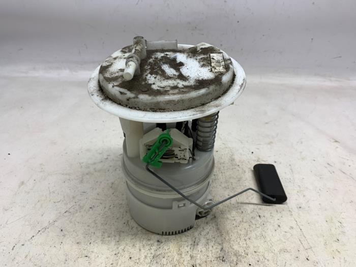 Gebruikte Tank element Pomp Peugeot 508 SW (8E/8U) 1.6 THP 16V Prijs € 47,25 Margeregeling aangeboden door Reclycar De Boer BV