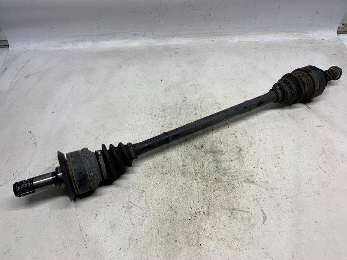 Gebruikte Steekas rechts-achter BMW 1 serie (F21) 116i 1.6 16V Prijs € 26,25 Margeregeling aangeboden door Reclycar De Boer BV