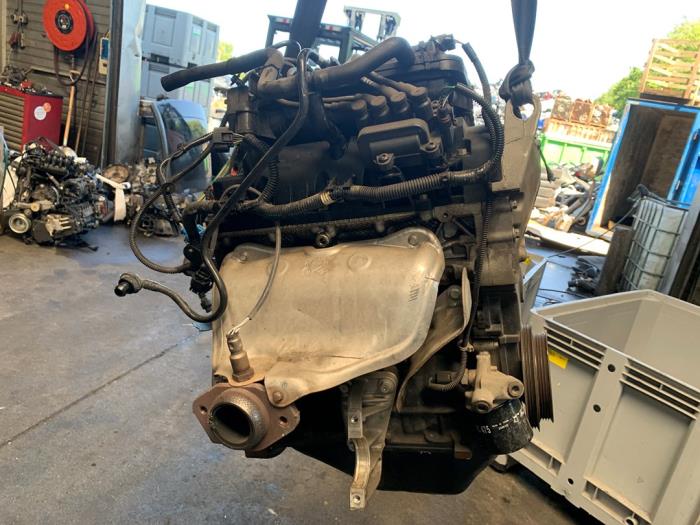 Gebruikte Motor Renault Clio IV (5R) 1.2 16V Prijs € 787,50 Margeregeling aangeboden door Reclycar De Boer BV
