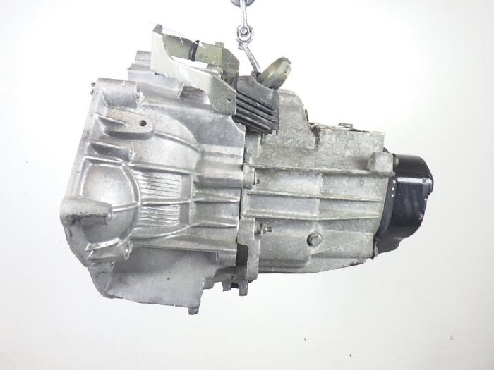 Gebruikte Versnellingsbak Fiat Ducato (243/244/245/247) 2.8 JTD 15 Prijs € 945,00 Margeregeling aangeboden door Reclycar De Boer BV