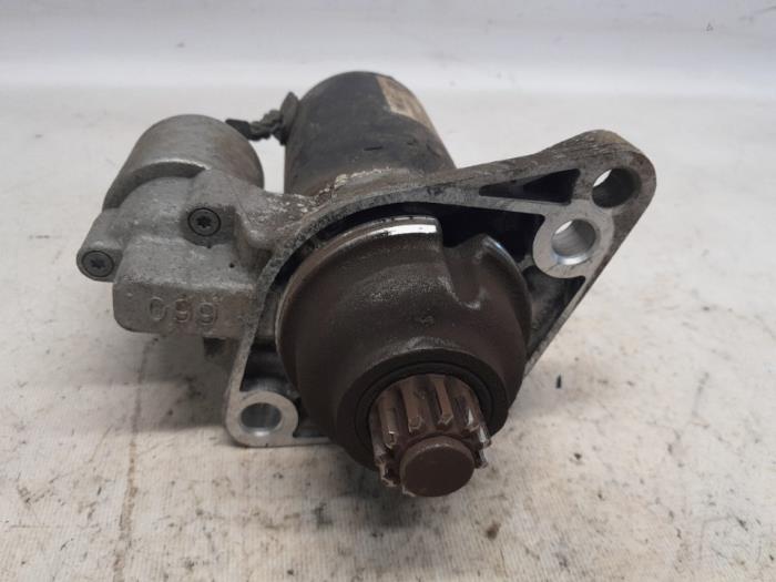 Gebruikte Startmotor Volkswagen Caddy III (2KA,2KH,2CA,2CH) 1.6 TDI 16V Prijs € 36,75 Margeregeling aangeboden door Reclycar De Boer BV