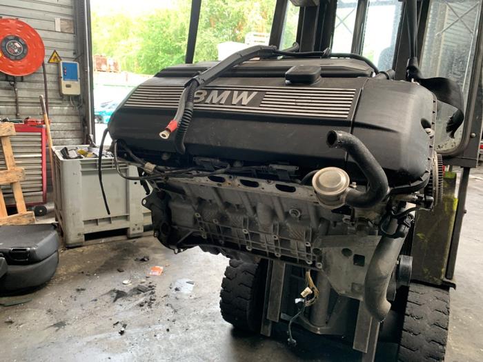 Gebruikte Motor BMW 3 serie (E46/2C) 320 Ci 24V Prijs € 997,50 Margeregeling aangeboden door Reclycar De Boer BV