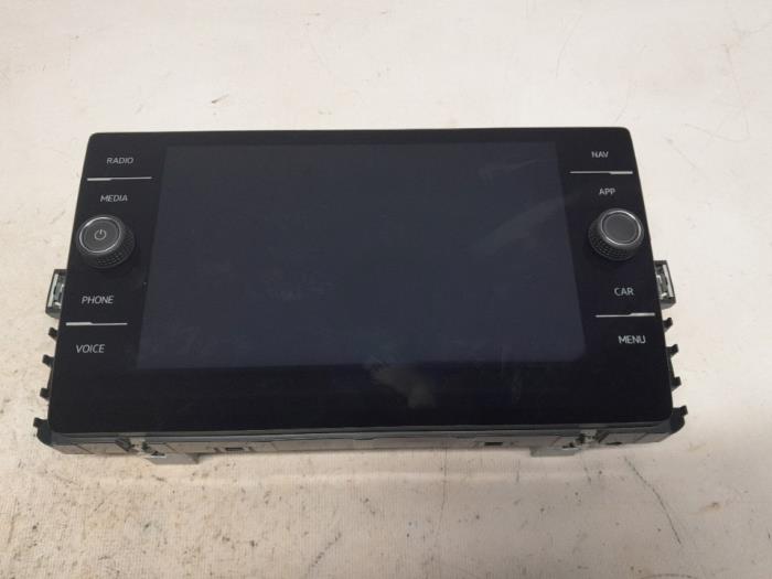 Gebruikte Display Multi Media regelunit Volkswagen Golf VII (AUA) 1.5 TGI Evo 16V Prijs € 157,50 Margeregeling aangeboden door Reclycar De Boer BV