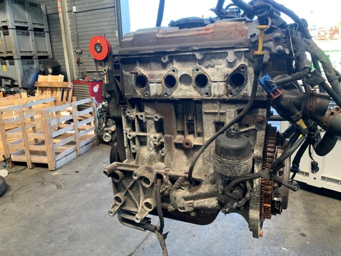 Gebruikte Motor Citroen C2 (JM) 1.4 Prijs € 262,50 Margeregeling aangeboden door Reclycar De Boer BV