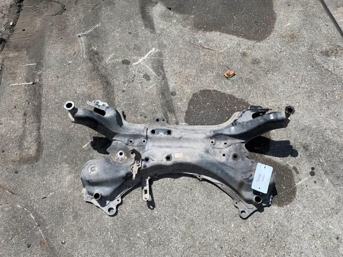 Gebruikte Subframe Toyota Verso 1.6 16V VVT-i Prijs € 85,05 Margeregeling aangeboden door Reclycar De Boer BV