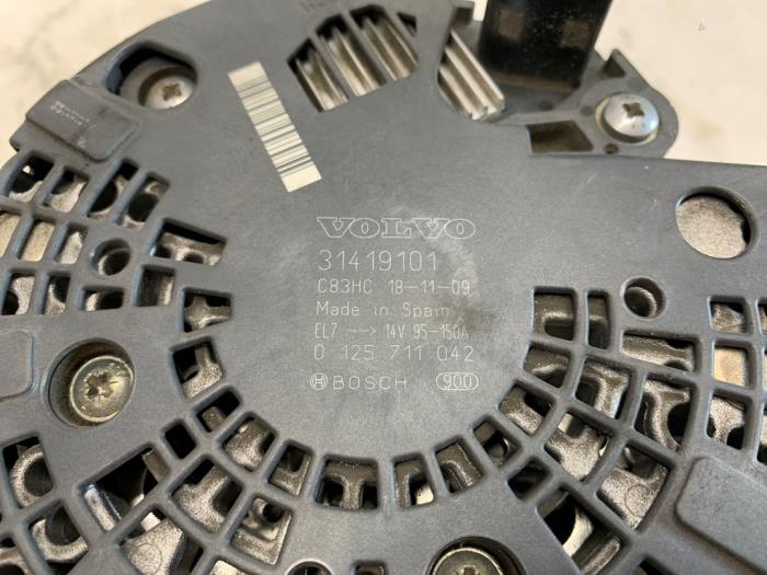 Dynamo van een Volvo V40 (MV) 2.0 D2 16V 2019