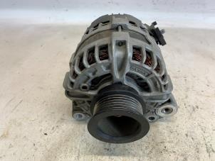 Dynamo van een Volvo V40 (MV) 2.0 D2 16V 2019