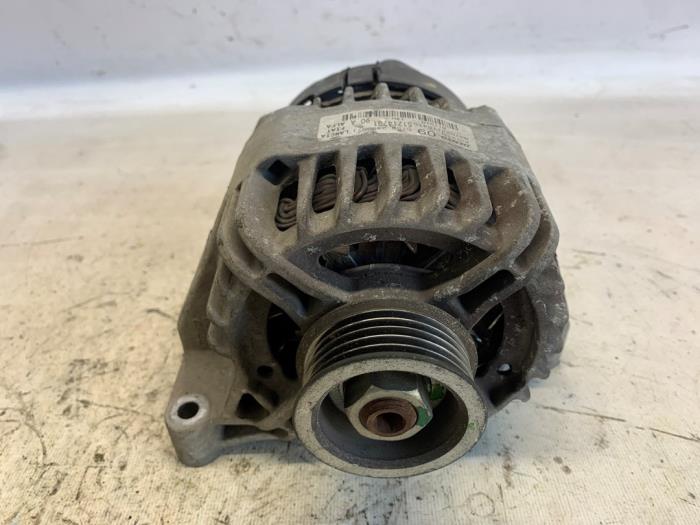 Gebruikte Alternator Fiat 500 Prijs € 38,85 Margeregeling aangeboden door Reclycar De Boer BV