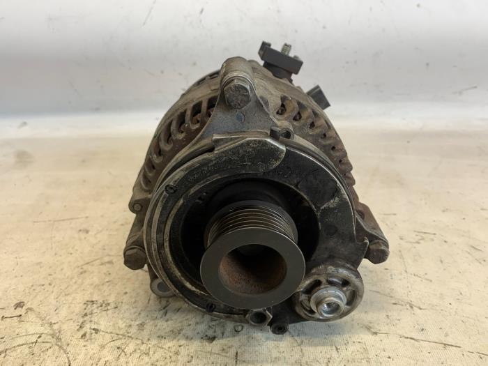 Gebruikte Dynamo BMW 1-Serie Prijs € 60,90 Margeregeling aangeboden door Reclycar De Boer BV