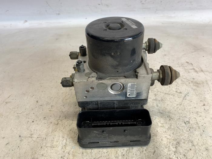 Gebruikte ABS Pomp Honda Insight (ZE2) 1.3 16V VTEC Prijs € 262,50 Margeregeling aangeboden door Reclycar De Boer BV