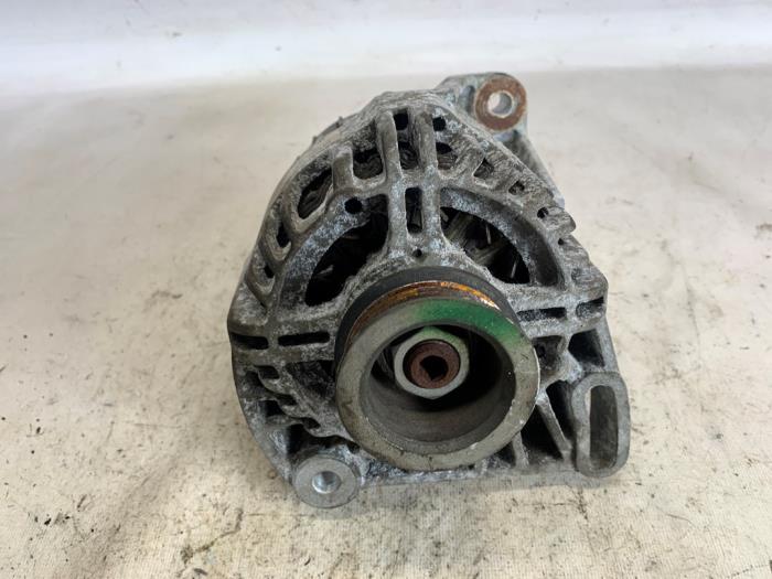 Gebruikte Dynamo Fiat Doblo Cargo (223) 1.4 Prijs € 28,35 Margeregeling aangeboden door Reclycar De Boer BV