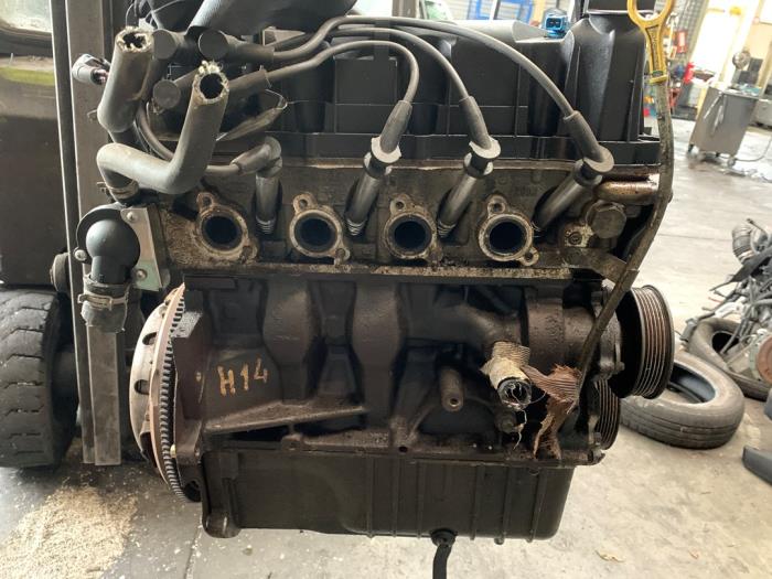 Gebruikte Motor Ford Ka I 1.6i SportKa Prijs € 367,50 Margeregeling aangeboden door Reclycar De Boer BV