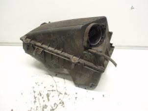 Gebruikte Luchtfilterhuis Volkswagen Golf IV (1J1) 1.9 TDI 100 Prijs € 26,25 Margeregeling aangeboden door Reclycar De Boer BV