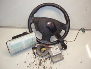 Gebruikte Module + Airbag Set Opel Corsa C (F08/68) 1.2 16V Prijs € 105,00 Margeregeling aangeboden door Reclycar De Boer BV