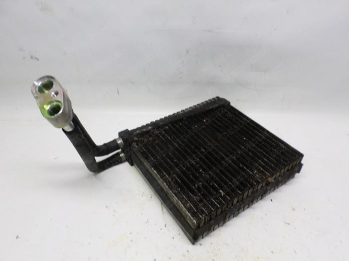 Gebruikte Airco Condensor Volvo V50 (MW) 2.0 D 16V Prijs € 26,25 Margeregeling aangeboden door Reclycar De Boer BV