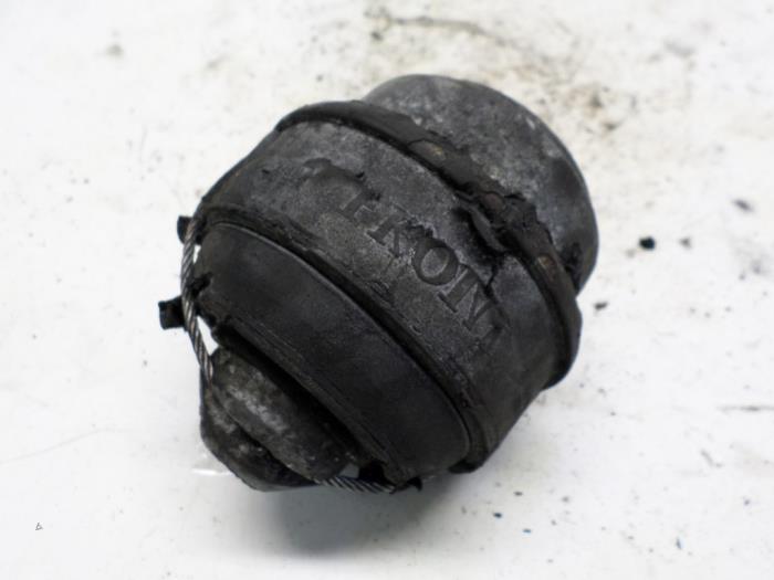 Gebruikte Motorrubber Volvo S80 (TR/TS) 2.5 D Prijs € 15,75 Margeregeling aangeboden door Reclycar De Boer BV
