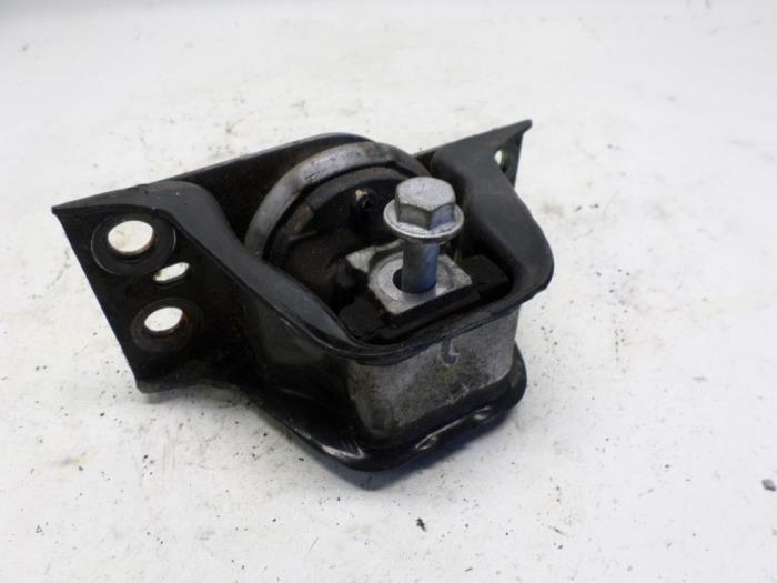 Gebruikte Motorrubber Renault Modus/Grand Modus (JP) 1.5 dCi 65 FAP Prijs € 21,00 Margeregeling aangeboden door Reclycar De Boer BV