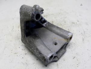 Gebruikte Motorrubber Renault Modus/Grand Modus (JP) 1.5 dCi 65 FAP Prijs € 21,00 Margeregeling aangeboden door Reclycar De Boer BV