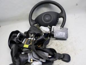 Gebruikte Airbag Set + Module Renault Modus/Grand Modus (JP) 1.5 dCi 65 FAP Prijs € 210,00 Margeregeling aangeboden door Reclycar De Boer BV