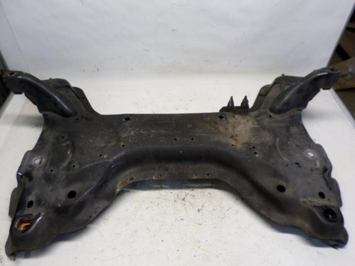 Subframe van een Citroën C4 Berline (LC) 1.6 16V 2008