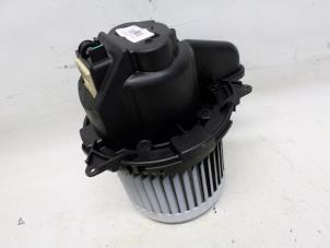 Gebruikte Aanjager Dacia Dokker Express (8S) 1.5 dCi 90 Prijs € 52,50 Margeregeling aangeboden door Reclycar De Boer BV