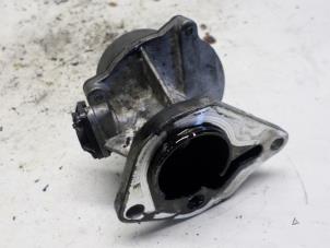 Gebruikte Videpomp (Diesel) Renault Laguna II Grandtour (KG) 1.9 dCi 120 Prijs € 26,25 Margeregeling aangeboden door Reclycar De Boer BV