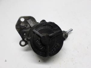 Gebruikte Vacuumpomp (Diesel) Opel Combo Prijs € 26,25 Margeregeling aangeboden door Reclycar De Boer BV