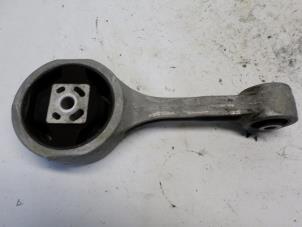 Gebruikte Motorrubber Volkswagen Fox (5Z) 1.2 Prijs € 26,25 Margeregeling aangeboden door Reclycar De Boer BV