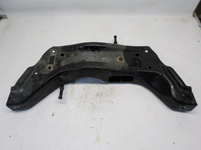 Gebruikte Subframe Volkswagen Fox (5Z) 1.2 Prijs € 26,25 Margeregeling aangeboden door Reclycar De Boer BV