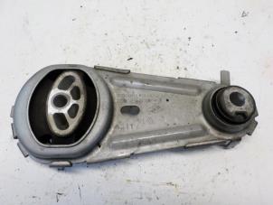 Gebruikte Motorrubber Renault Megane III Berline (BZ) 1.5 dCi 110 Prijs € 26,25 Margeregeling aangeboden door Reclycar De Boer BV