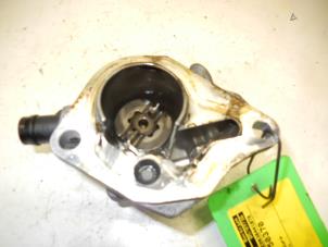 Gebruikte Videpomp (Diesel) Renault Scénic II (JM) 1.5 dCi 105 Prijs € 26,25 Margeregeling aangeboden door Reclycar De Boer BV