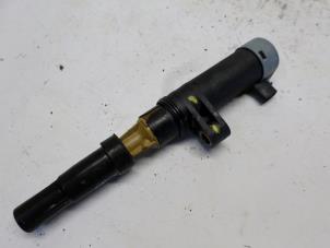 Gebruikte Bobine Renault Scénic II (JM) 1.6 16V Prijs € 15,75 Margeregeling aangeboden door Reclycar De Boer BV