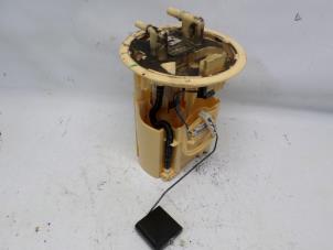 Gebruikte Brandstofpomp Elektrisch Peugeot 307 SW (3H) 2.0 HDi 90 Prijs € 26,25 Margeregeling aangeboden door Reclycar De Boer BV