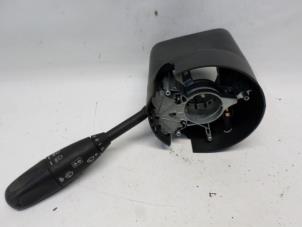 Gebruikte Pinker Schakelaar Mercedes S (W220) 5.0 S-500 V8 24V Prijs € 36,75 Margeregeling aangeboden door Reclycar De Boer BV