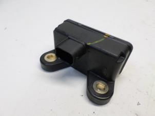 Gebruikte Esp computer Renault Megane III Coupe (DZ) 1.5 dCi 90 FAP Prijs € 52,50 Margeregeling aangeboden door Reclycar De Boer BV