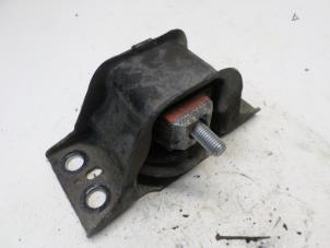 Gebruikte Motorrubber Renault Clio III (BR/CR) 1.5 dCi 70 Prijs € 26,25 Margeregeling aangeboden door Reclycar De Boer BV