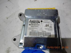 Gebruikte Airbag Module Renault Espace (JK) 2.2 dCi 16V Prijs € 42,00 Margeregeling aangeboden door Reclycar De Boer BV