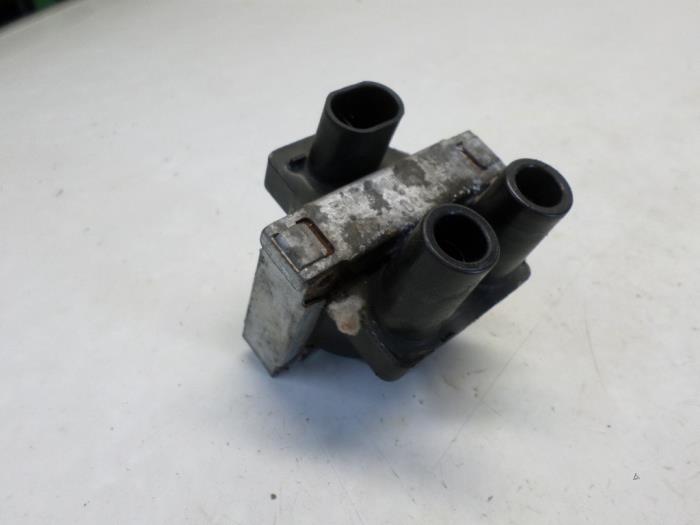 Gebruikte Bobine Fiat Punto I (176) 85 1.2 MPi 16V ELX,Sport Prijs € 21,00 Margeregeling aangeboden door Reclycar De Boer BV