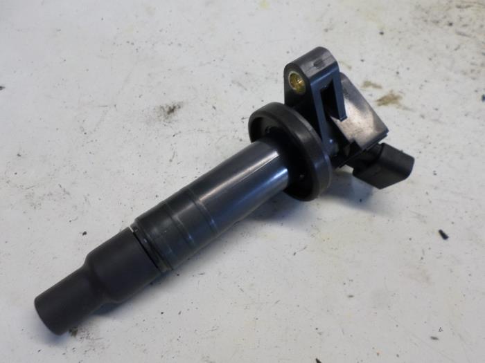 Gebruikte Bobine Toyota Aygo (B10) 1.0 12V VVT-i Prijs € 26,25 Margeregeling aangeboden door Reclycar De Boer BV