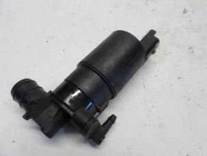 Gebruikte Ruitensproeierpomp voor Citroen C1 1.0 12V Prijs € 15,75 Margeregeling aangeboden door Reclycar De Boer BV